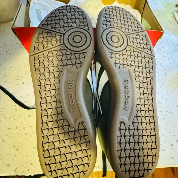 Reebok Finale Classics Sneakers Green Suede / Gum Sole Men’s 10.5 New With Box - Picture 5 of 13